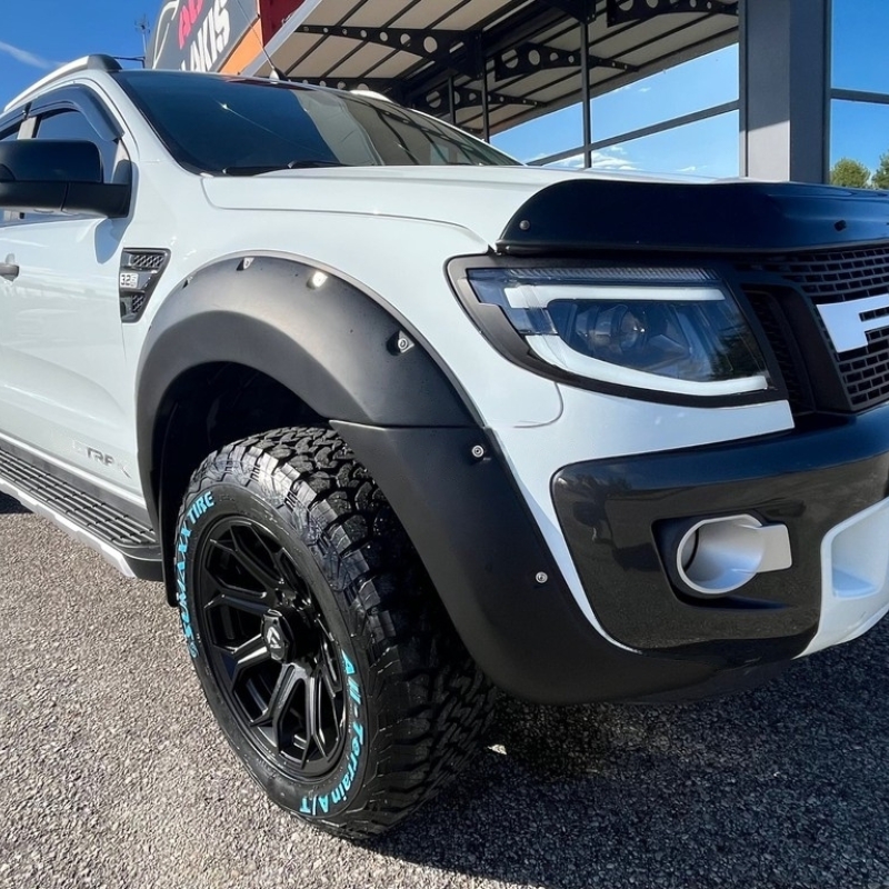 Ford Ranger T6 2012-2016 Fender Flares Large with Nuts Modified