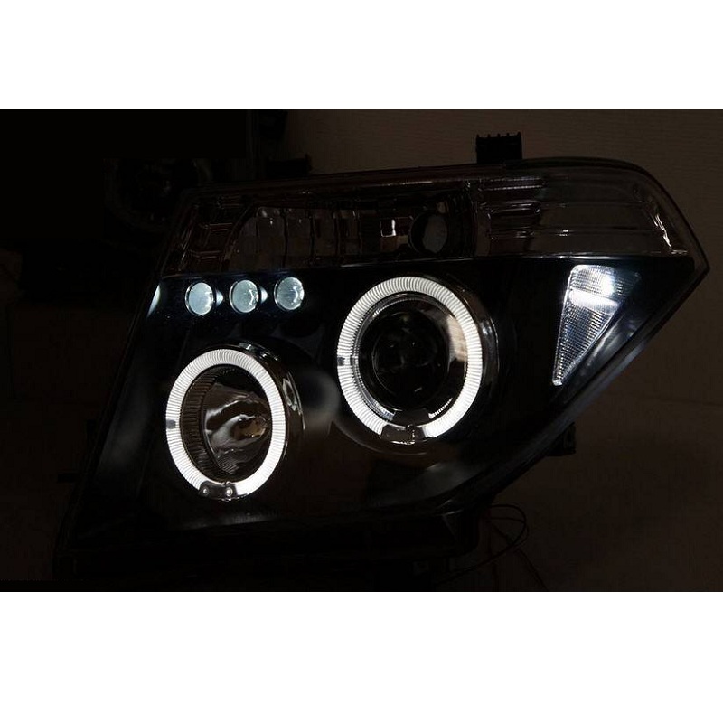 Nissan Navara Full LED DRL Headlights Display Dark