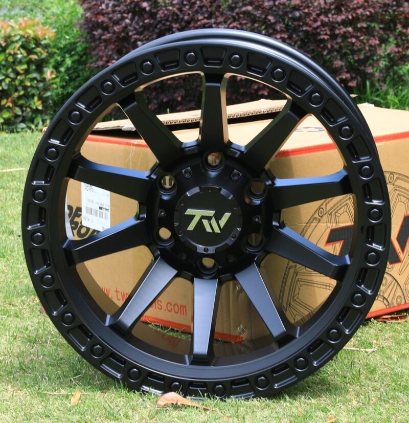 A front view of the Aluminum Wheels 17″ 6×139.7 - TW Wheels T21 Full Black