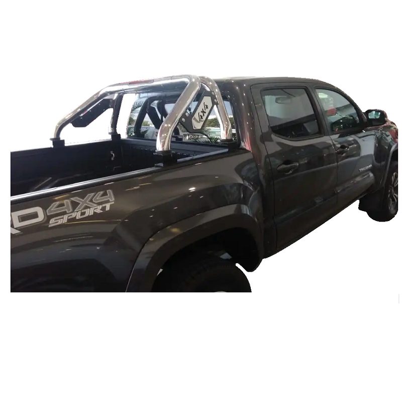The image shows a side view of the Toyota Hilux Revo/Rocco 2015-2020 Sport RollBar TRD Type 2.