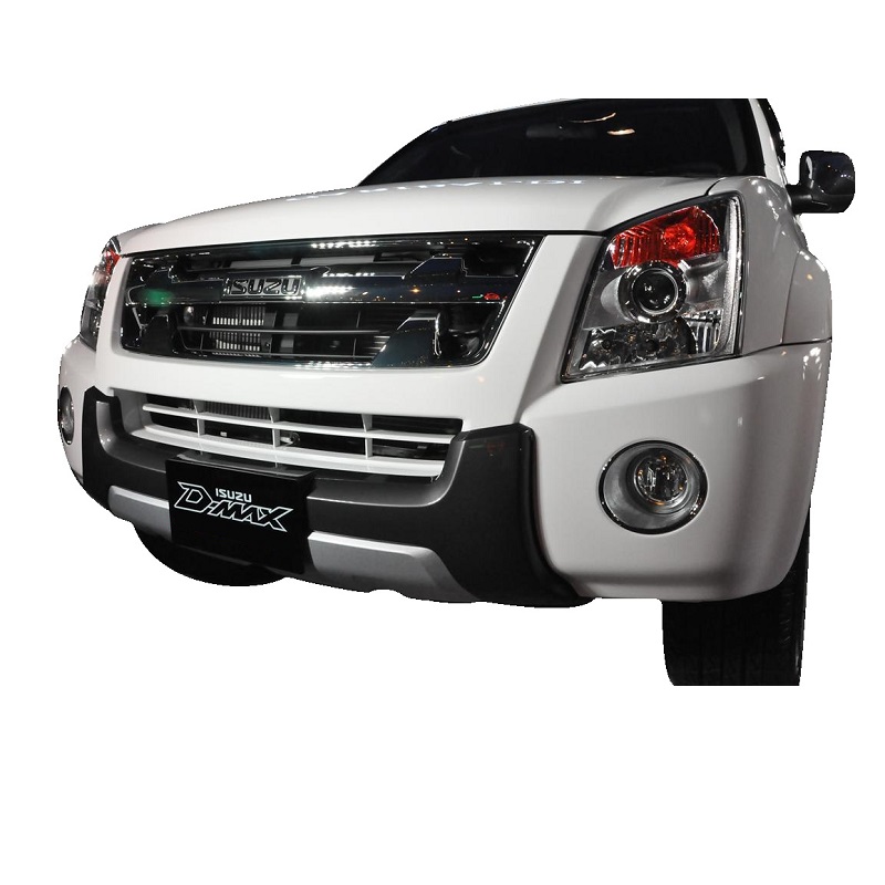 Close inspection image of the Isuzu D-Max with the Isuzu D-Max 2006-11 Fog Light Covers installed.