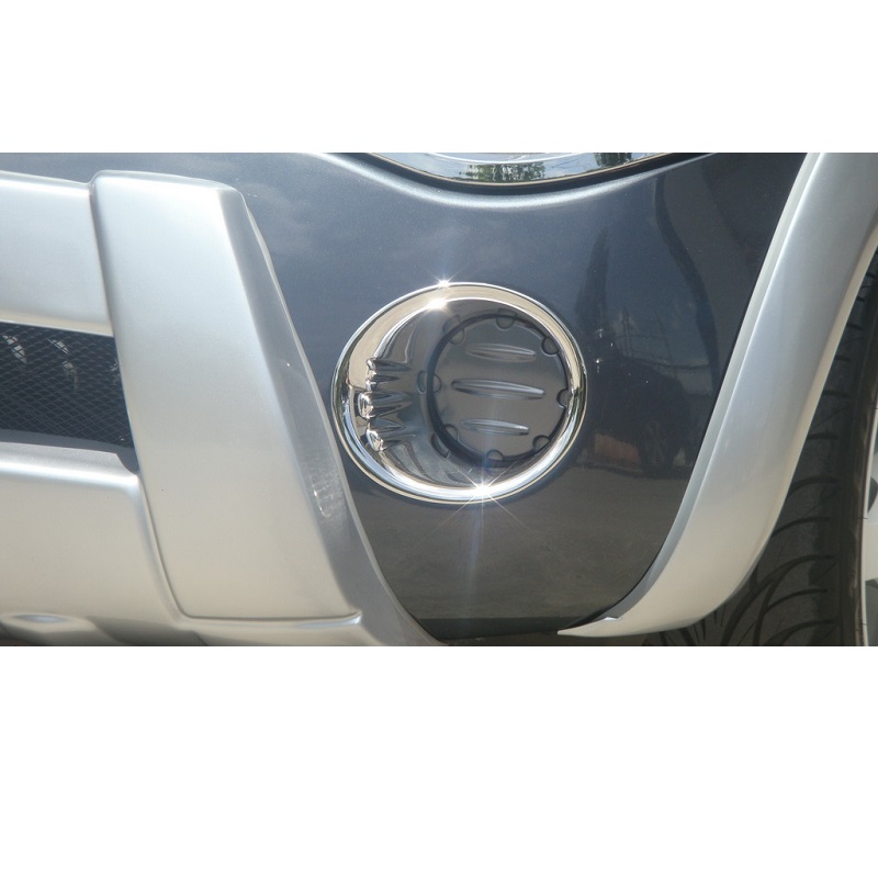 Image showing the Mitsubishi L200 Triton 2005-09 Fog Light Covers installed