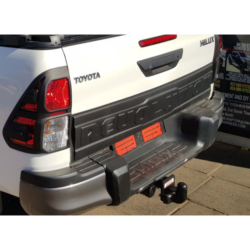 Toyota Hilux Revo-Rocco 2015-2020 Tailgate Cover Applied